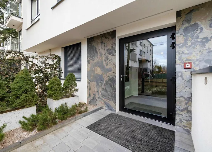 Modern Potrzask - Ac, Terrace & Parking By Renters 아파트